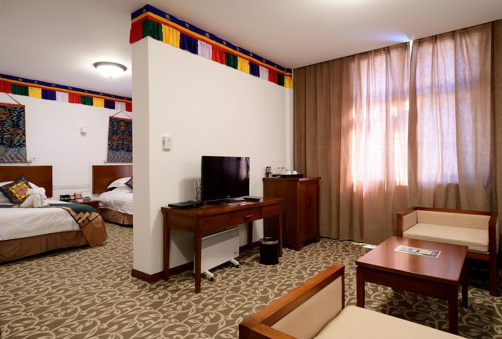 High Mountain Resort-Deqin Deqen Стая снимка